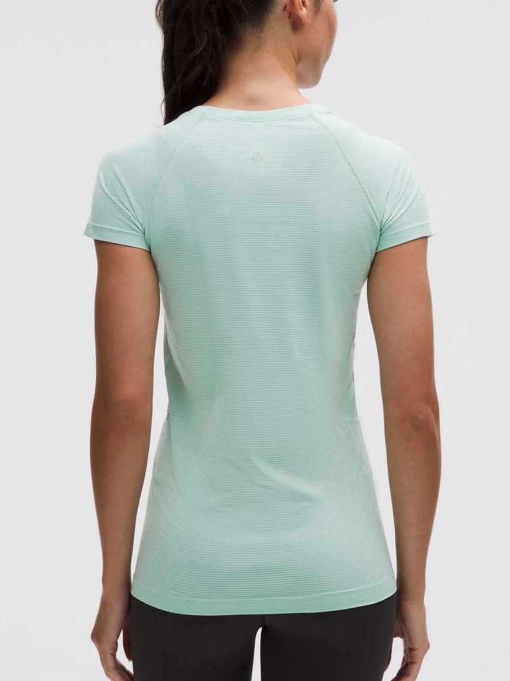 Lululemon Swiftly Tech Short-Sleeve Shirt 2.0 *Hip Length - Picture 3 of 9